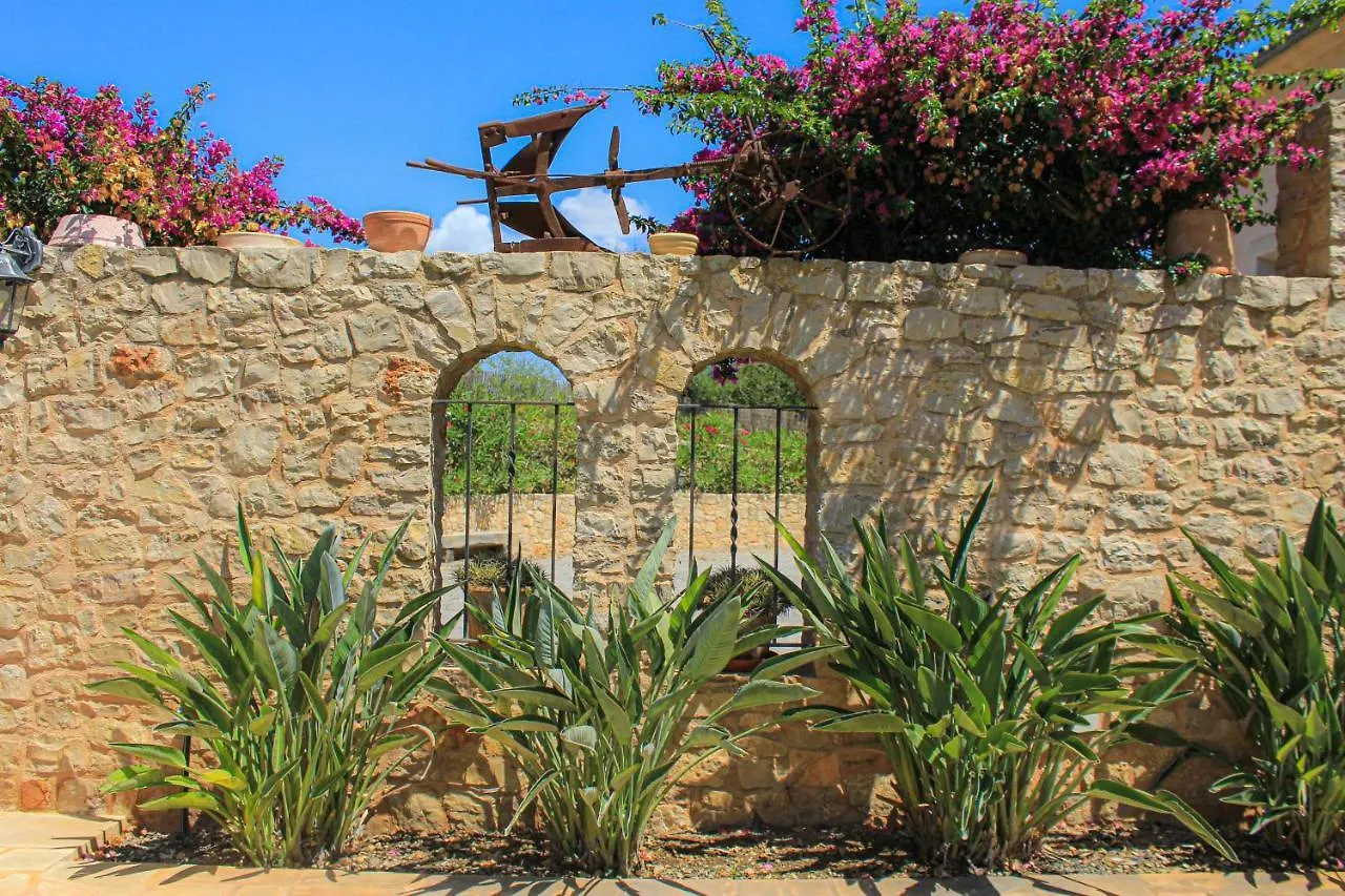Sa Sinia - Family Rural House With Pool And Mountain Views Vila S'Horta